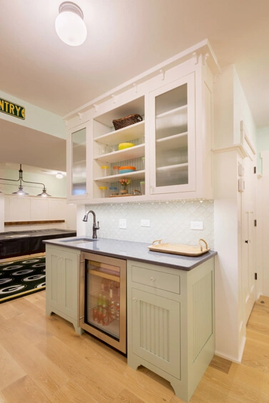 Arts_and_Crafts_wet_bar - Wet Bar with Glass Tile