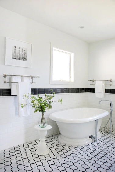 lakefront-homes14 - Master Bathroom