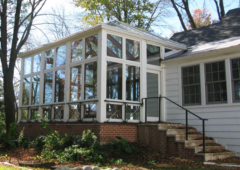 madison-home-design24 - After – Direct access to the side yard