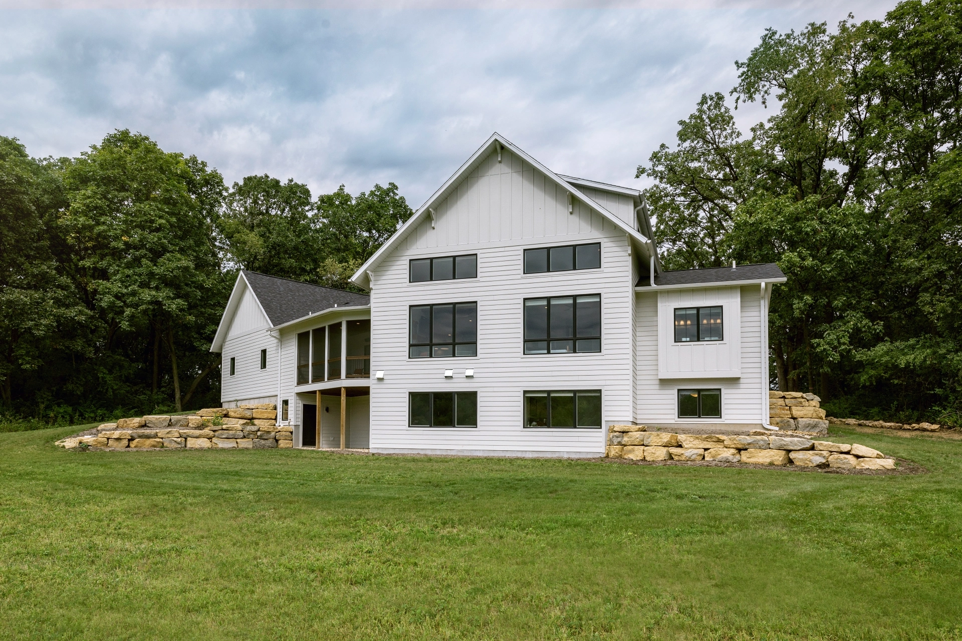 Meadow View Farmhouse
