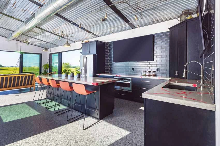 industrial_style_home20 - Wet Bar