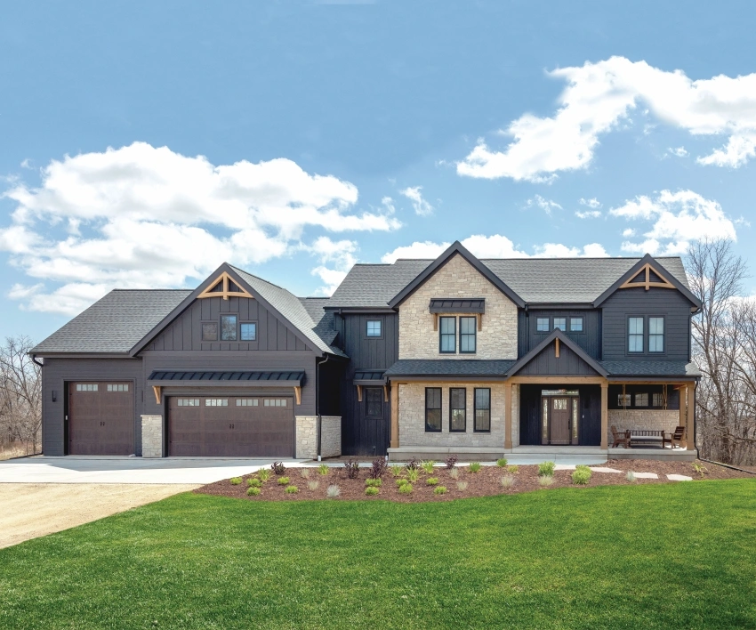traditional-style-home - Traditional Style Home with Modern Elements
