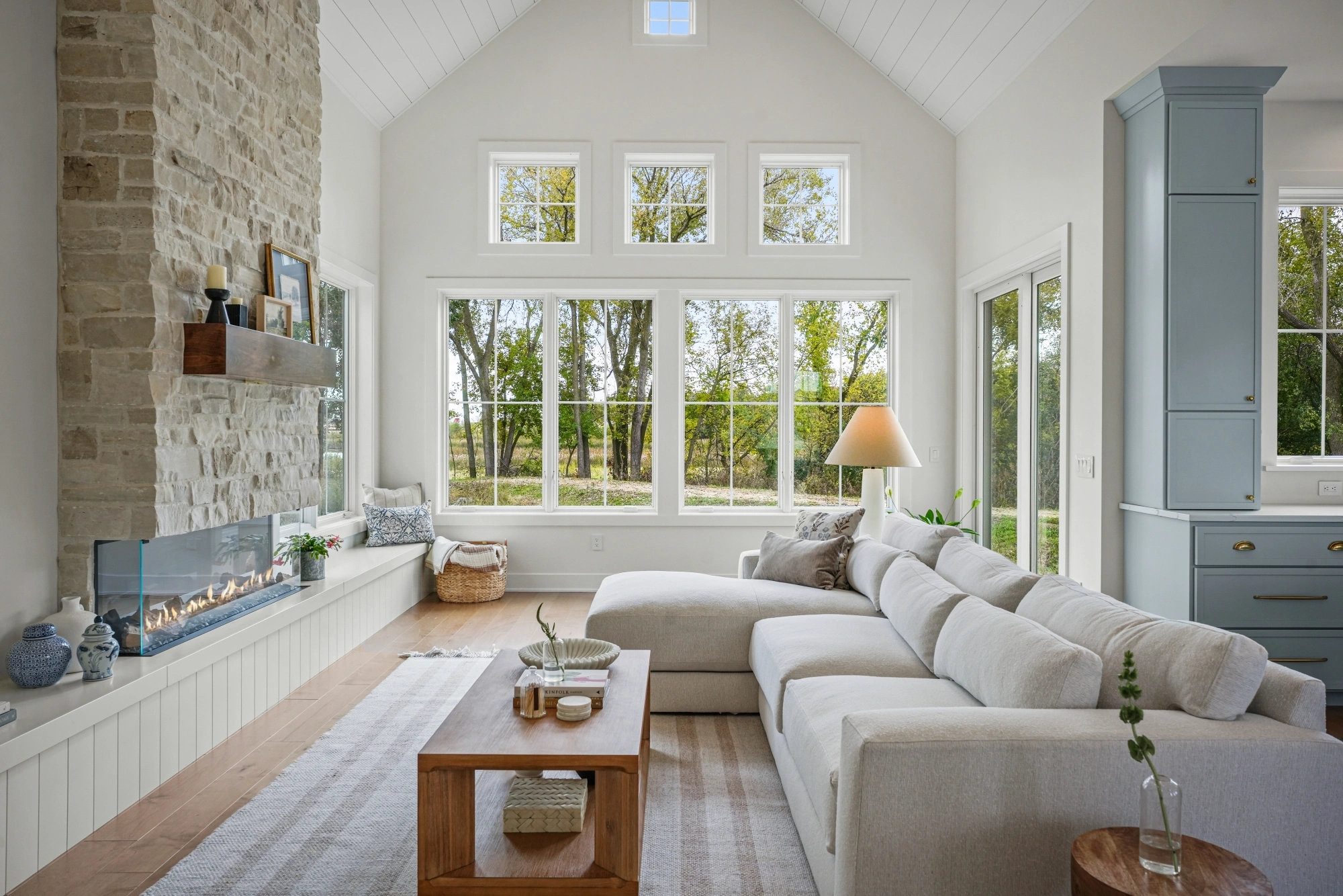 California Love Interior