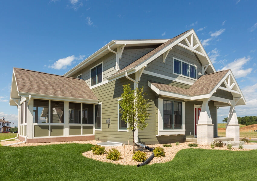 Arts_and_Crafts_Style_BB - Craftsman Style Home