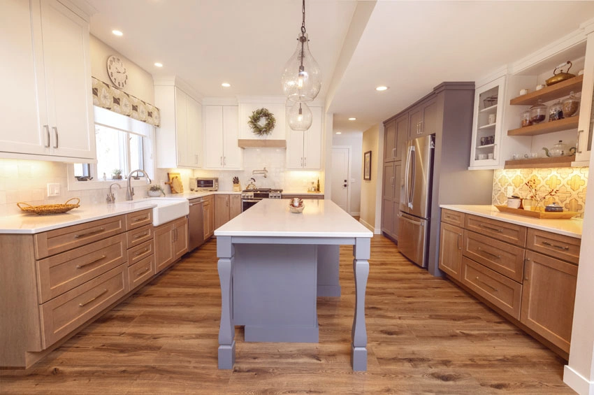 wholehouse26 - After – Open kitchen with large island